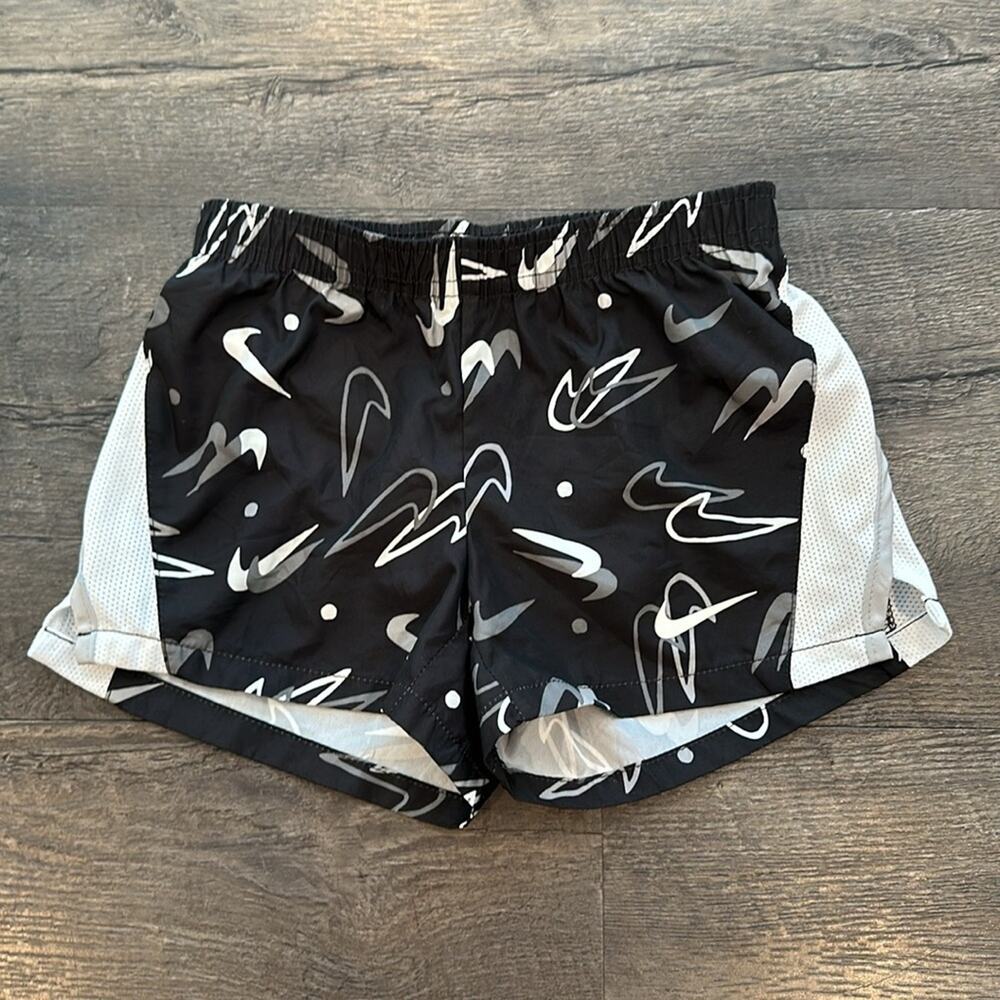 Nike Swoosh Dri Fit XS/Size 4‎ Athletic Short NWOT